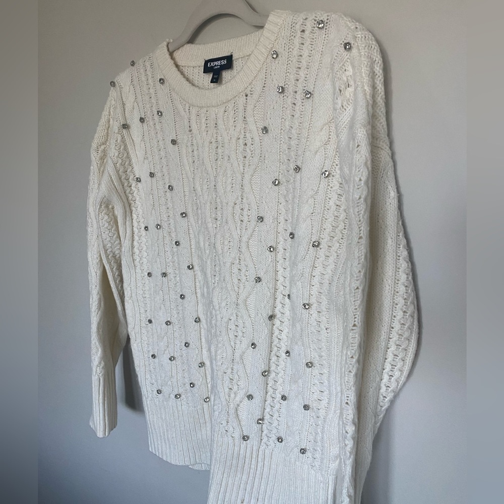 Express London Embellished Cable Knit Oversized Sweater - XS